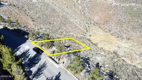 Sierra Crest Homesite with Mountain Views