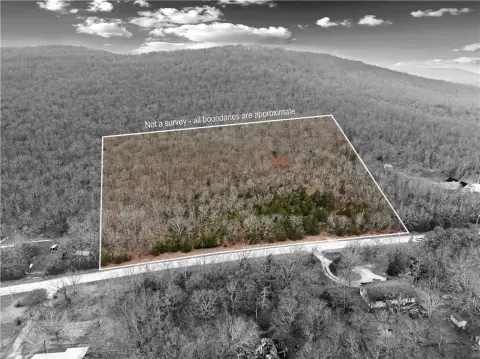 20 Acres of Ozark Sanctuary