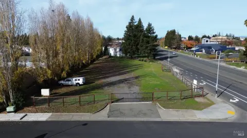 Versatile Commercial Land Lot