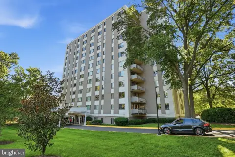 Updated Two-Bedroom Condo Residence