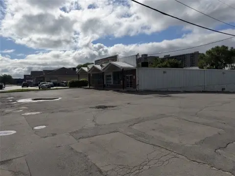 Flex Space With Retail Storefront