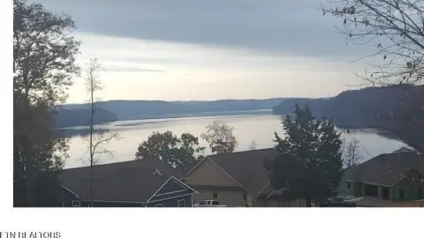 Lakefront Residential Development Lot