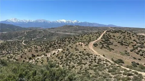 20 Acres Estate Living Opportunity