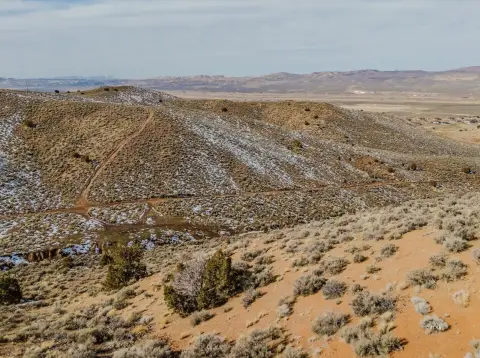 Expansive Land Parcel in Elko