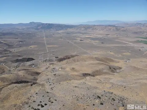 Nevada Land Near Palomino Valley