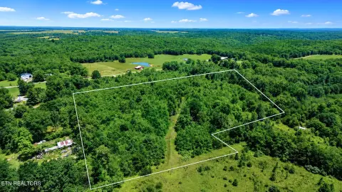 Nine-Acre Country Land Tract