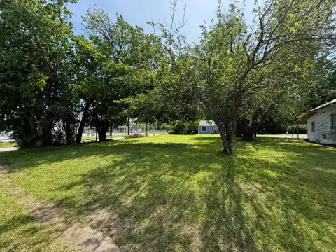 Ardmore Corner Lot Opportunity