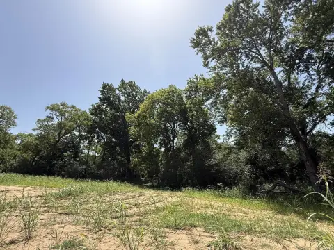 Waterfront Residential Development Land