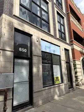 Chicago Commercial Space For Sale