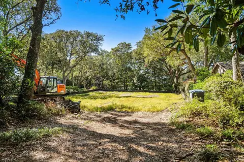Residential Lot on Golden Mile