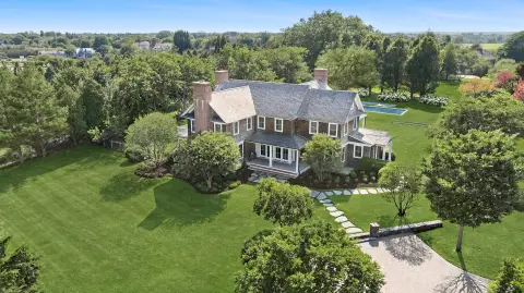 Bridgehampton Luxury Residence with Expansion Potential