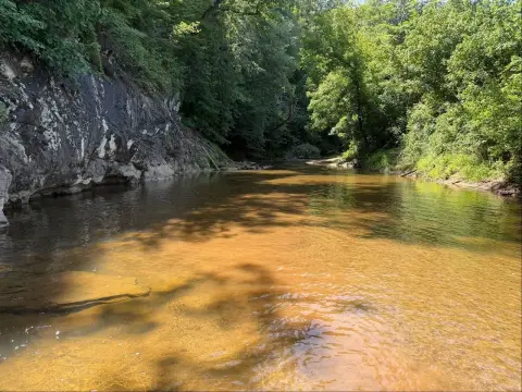 Agricultural Land with River Frontage