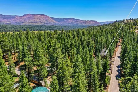 Buildable Mountain Lot with Upslope