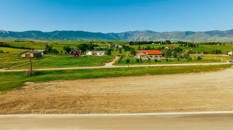 Residential Lot with Mountain Views