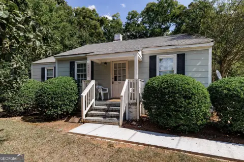 Duplex with Separate Rear Home