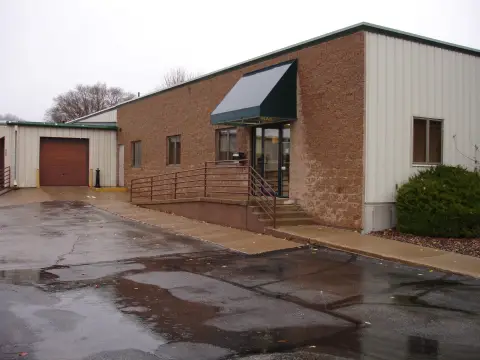 Two-Tenant Mixed-Use Building
