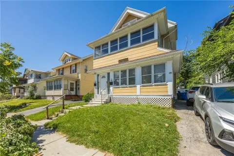 Duplex With Separate Utilities