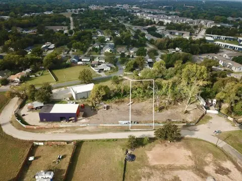 Commercial Lot in South Dallas
