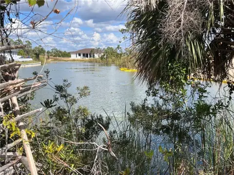 Cape Coral Freshwater Lot