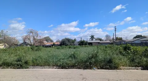 Residential Lot in Sanger, CA