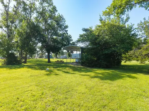 Vacant Land in Quiet Elsmore