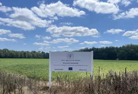 Kalamazoo Land in Beachwoods