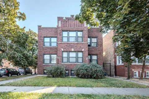9-Unit Brick Apartment Building