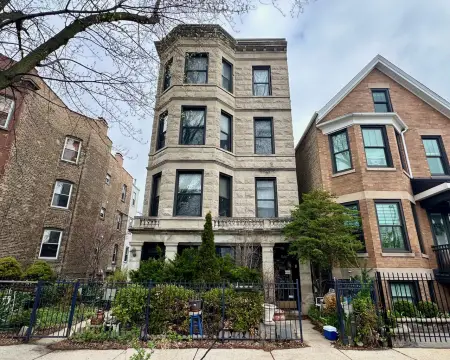 Quadplex on Extra-Wide Lot