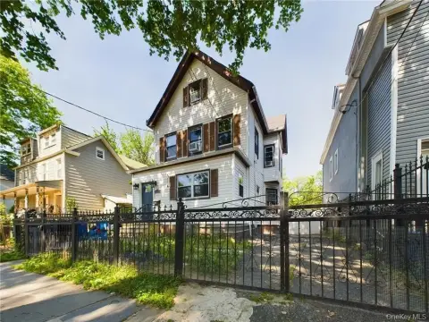 Two-Family Home in Mount Vernon