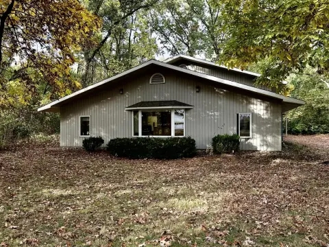 Versatile Commercial Property on High-Traffic Street