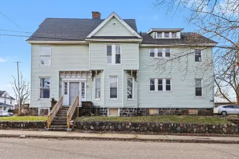 Spacious Triplex Investment Opportunity