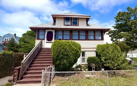 Remodeled Furnished Duplex