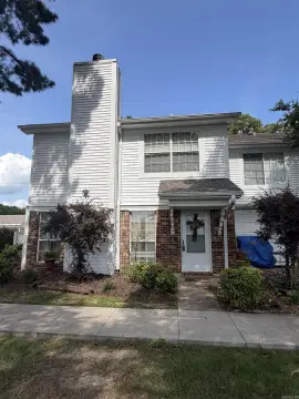 Low-Maintenance Condo Duplex with Patio