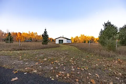 Pole Barn Warehouse