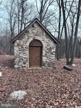 Wooded Lot Near Winchester