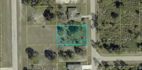 Vacant Lot in Lehigh Acres