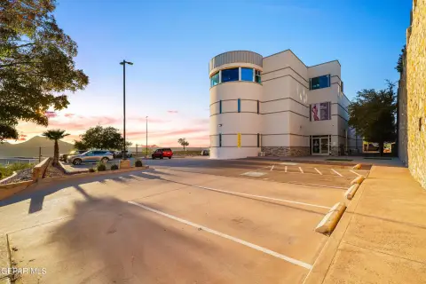 Versatile Commercial Space with Patio