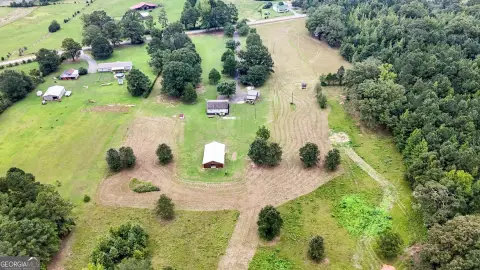 Equestrian Property with 6-Stall Barn