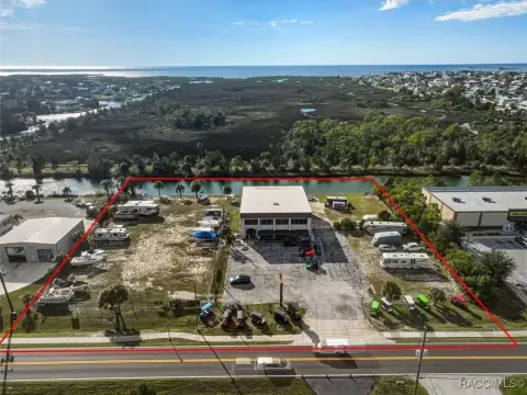 Waterfront Commercial Opportunity in Hernando