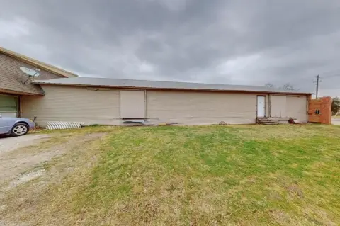 Gainesville Warehouse Space Available