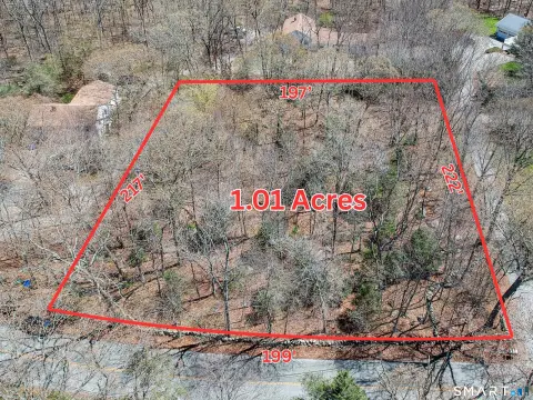 Residential Building Lot in Mystic