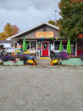 Restaurant with Gift Shop