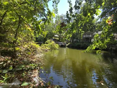 Water Access Land in Hertford