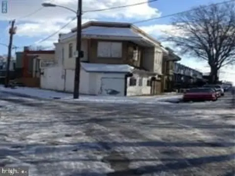 Mixed-Use Property in Philadelphia