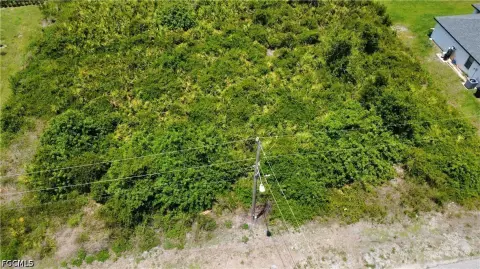 Residential Homesite in Lehigh Acres