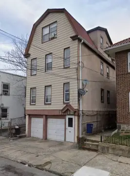 Three-Unit Triplex With Garage