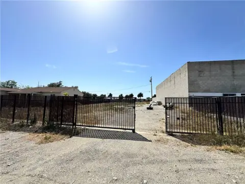 Fontana Freeway Industrial District Lot