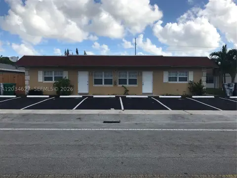 5-Unit Apartment Building
