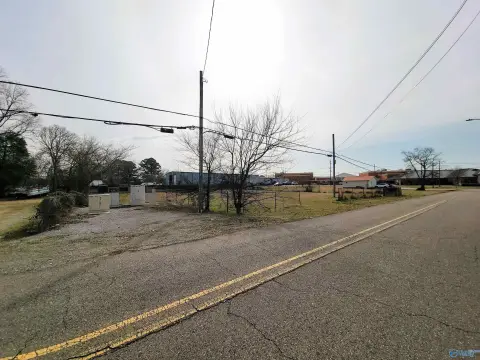 Commercial Land in Gadsden, AL
