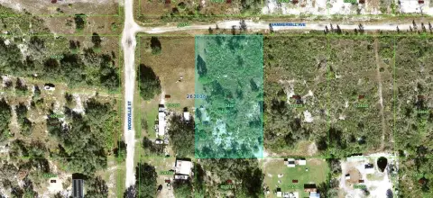 Spacious Lake Wales Acreage
